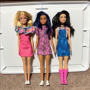 Set of Three Fashion Dolls